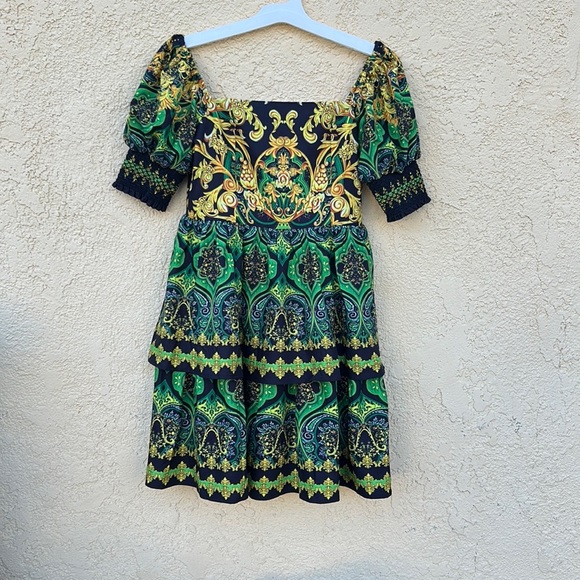 Women’s Tiered mini dress NWT - Picture 2 of 9